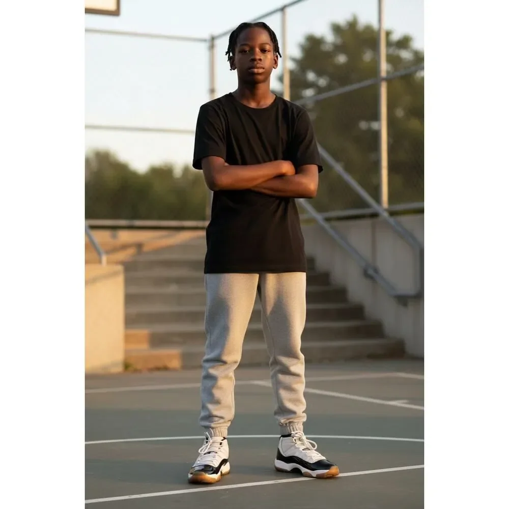 NIKE AIR JORDAN RETRO XI Boys Black & White Leather Sneakers - Size: 5Y